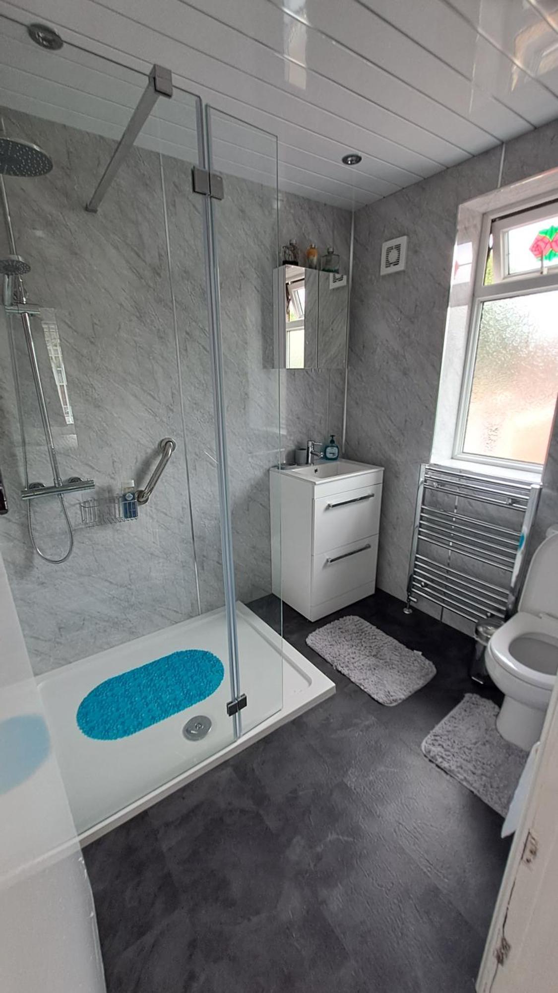 Dalton House - Three Bedroom Property Stretford Free Parking Near The Trafford Centre マンチェスター エクステリア 写真